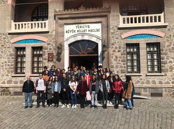 Öğrencilerimiz Ankara OTTÜ ve Eski Meclis Ziyareti Yaptılar